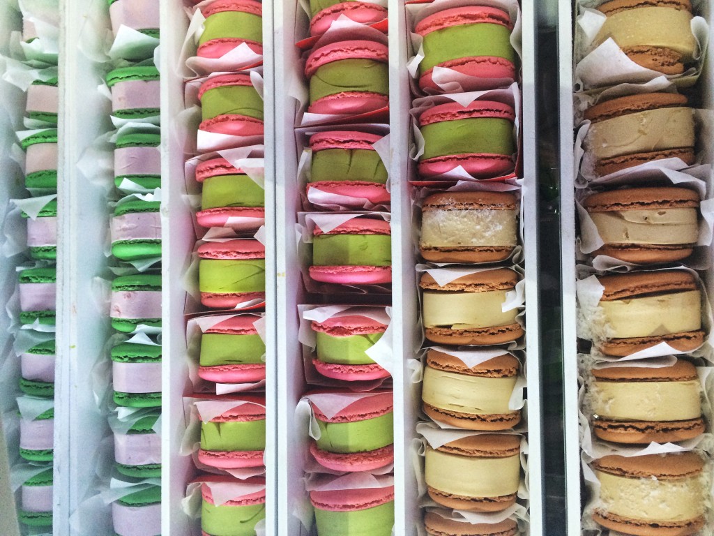 IotaCafe.MacaronSandwiches